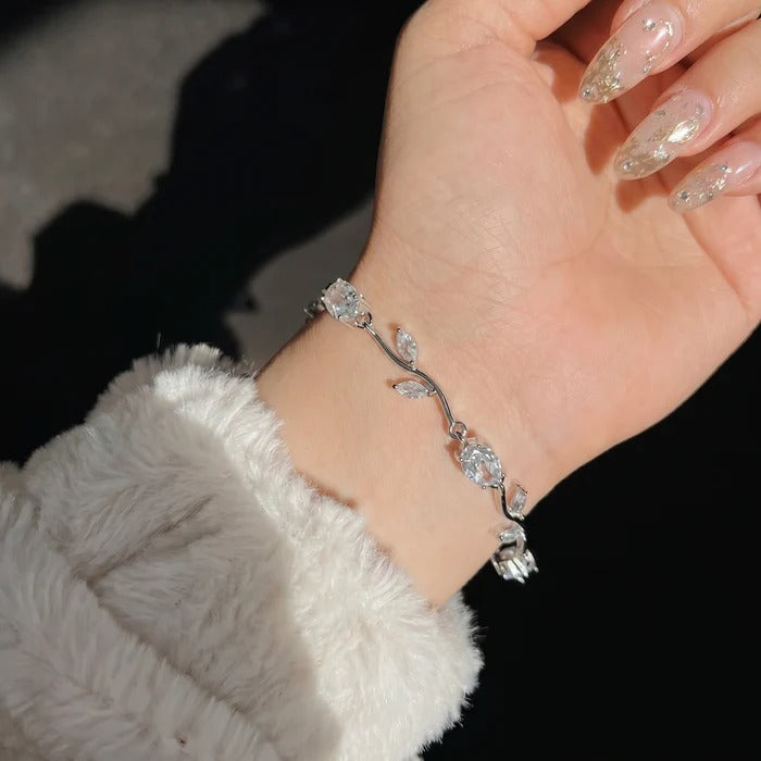 Viral Tulip Bracelet in Pakistan